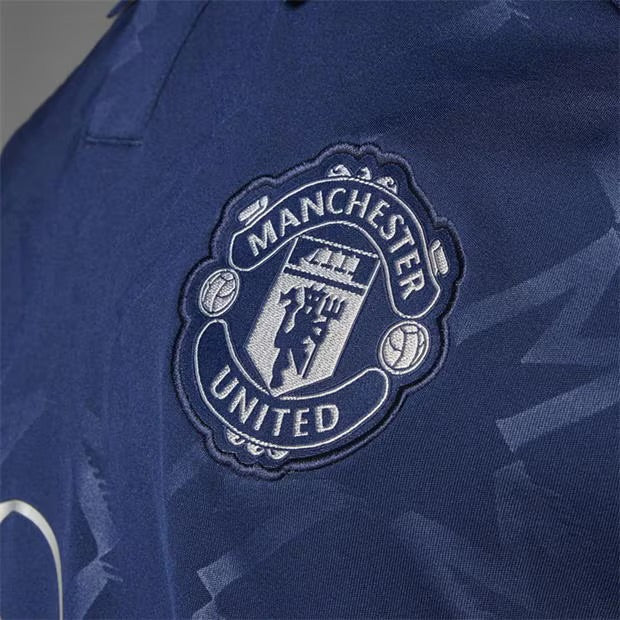 Manchester United 24/25 Away Shirt