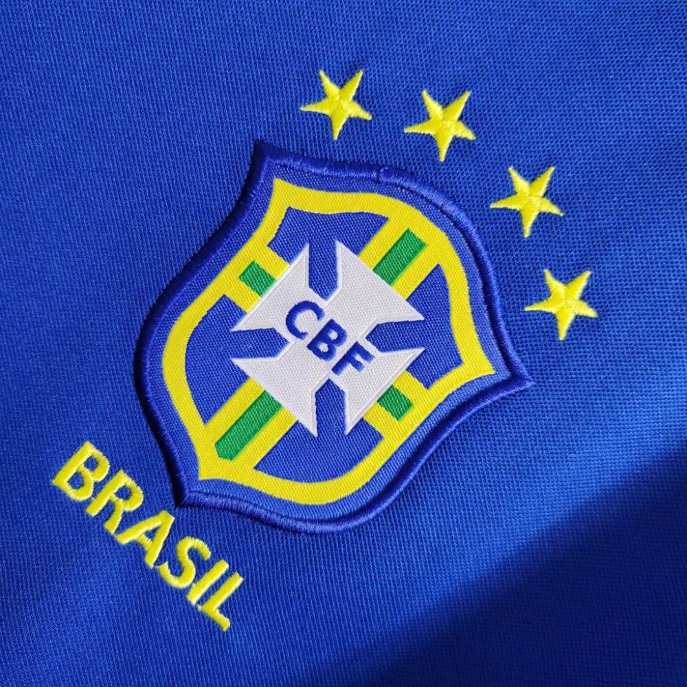 Brazil 98/00 Away Retro Shirt
