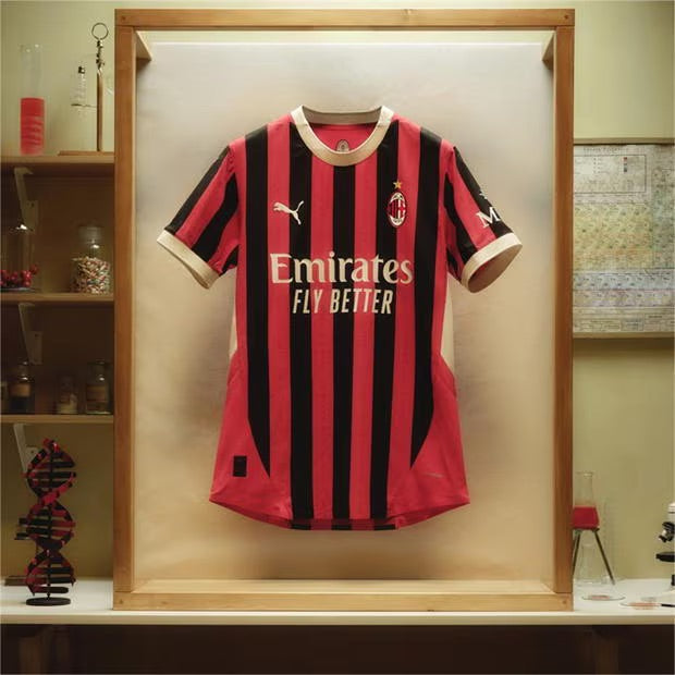 AC Milan 24/25 Home Shirt